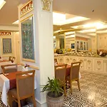 伊思塔永酒店