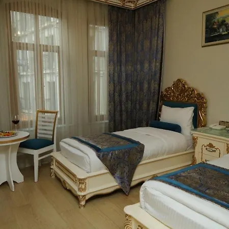 Hotel Istasyon 4*