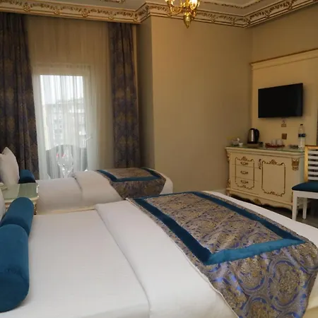 Istasyon Hotel 4*
