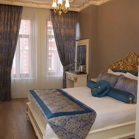 Hotel Istasyon 4*