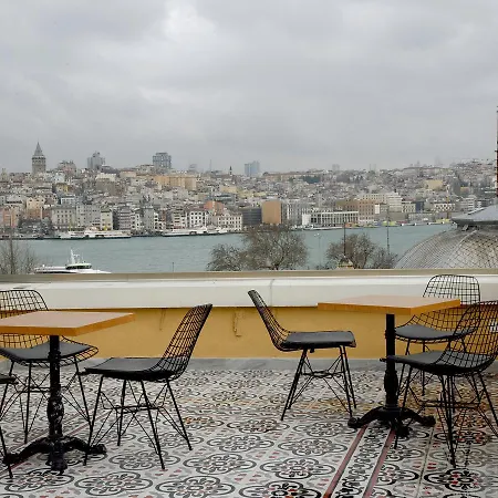 Istasyon Hotel 4*